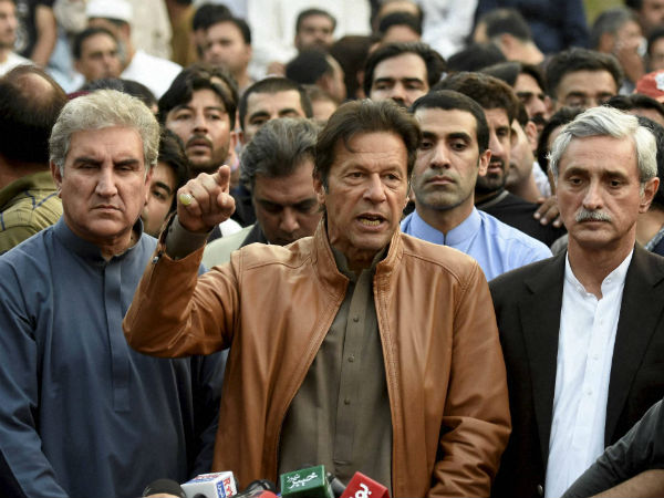 ಅಕ್ರಮ ಸಂಬಂಧದಲ್ಲಿ ಐದು ಮಕ್ಕಳು ಅಕ್ರಮ ಸಂಬಂಧದಲ್ಲಿ ಐದು ಮಕ್ಕಳು