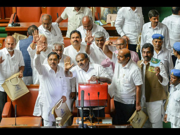 ಅದೃಷ್ಟದಿಂದ ಸಿಎಂ ಆದರೂ ಮಾತು ಉಳಿಸಿಕೊಂಡ ಕುಮಾರಸ್ವಾಮಿ