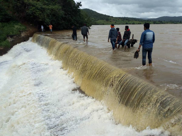 2036 ಹೆಕ್ಟೇರ್ ಪ್ರದೇಶಕ್ಕೆ ನೀರು