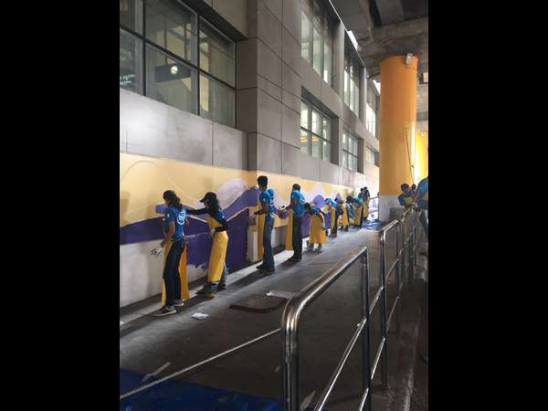  ನಿಲ್ದಾಣಗಳಲ್ಲಿ ಚಿಲ್ಲರೆ ಅಂಗಡಿ