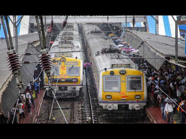 ರೈಲ್ವೇ ಸೇವೆಗೆ ಮಳೆ ಹೊಡೆತ