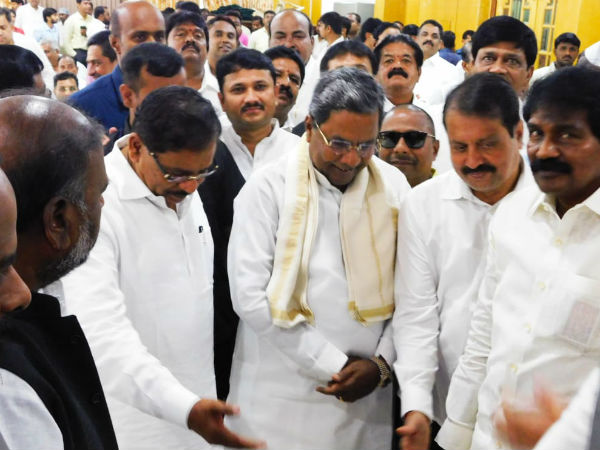  Congress should fight back in parliament poll: DCM Parameshwar