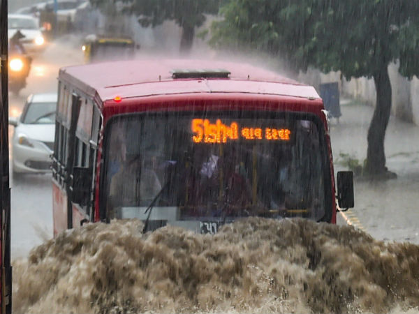 ಅಹಮದಾಬಾದ್‌ನಲ್ಲಿ ಪ್ರವಾಹದಂತಾ ಮಳೆ 