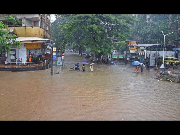 ಇದು ರಸ್ತೆಯೋ ಸಮುದ್ರವೋ 