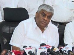 ಸರಿಯಾದ ಬಂಗ್ಲೆ ಸಿಕ್ಕಿದ ಕೂಡಲೇ ಬೆಂಗಳೂರಿನಿಂದಲೇ ಕಾರ್ಯಾರಂಭ ಸರಿಯಾದ ಬಂಗ್ಲೆ ಸಿಕ್ಕಿದ ಕೂಡಲೇ ಬೆಂಗಳೂರಿನಿಂದಲೇ ಕಾರ್ಯಾರಂಭ