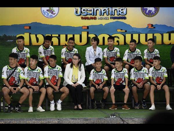 ಬಂಡೆ ಸಂದಿ ನೀರು ಕುಡಿದು ಬದುಕಿದರು