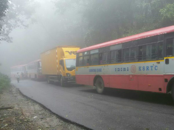 Lorry break down; traffic jam in Charmadi ghat