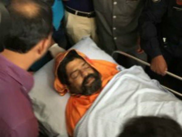 ನಾಲ್ಕು ವರ್ಷಗಳ ಕೆಳಗೆ, ಶ್ರೀಗಳಿಗೆ ಮಹಿಳೆಯೊಬ್ಬರ ಪರಿಚಯ 