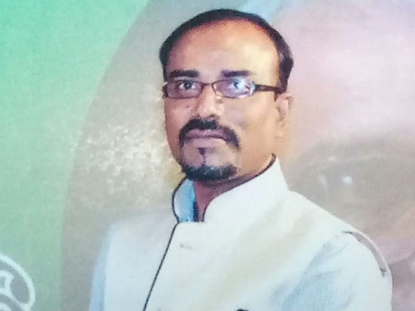  ದ್ವಿತೀಯ ದರ್ಜೆ ಗುಮಾಸ್ತನಾಗಿ ಕೆಲಸ ಆರಂಭ 