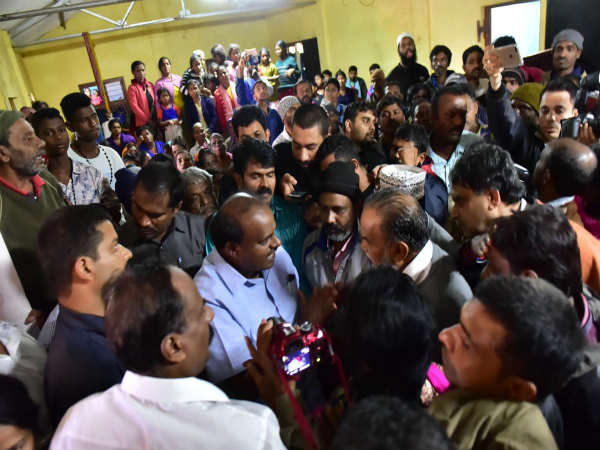 ಗೃಹ ಕಚೇರಿ ಕೃಷ್ಣಾ ಬಳಿ ಸಾರ್ವಜನಿಕ ಭೇಟಿ