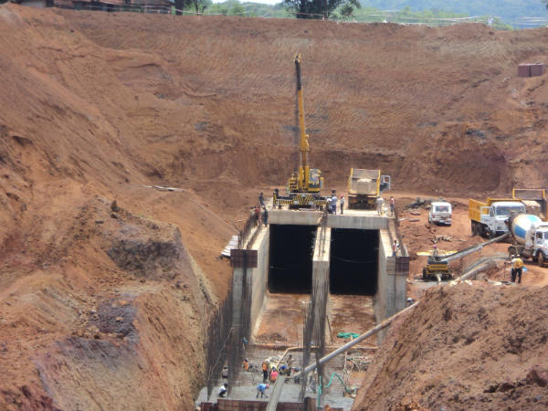 ಕಾಮಗಾರಿಯನ್ನು ಚುರುಕುಗೊಳಿಸಬೇಕು