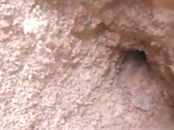 ನೀರು ಹರಿಯುವ ಶಬ್ದ ನೀರು ಹರಿಯುವ ಶಬ್ದ