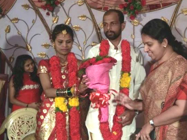 Madikeri witness for marriage after floods 