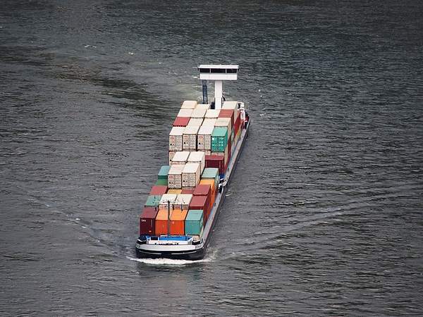 ಸಾಗರದ ಸುತ್ತಮುತ್ತಲಿನ ಅಲೆಗಳ ಗಾತ್ರಕ್ಕಿಂತ ಎರಡು ಪಟ್ಟು ಹೆಚ್ಚಾಗುವ ಅಲೆ 