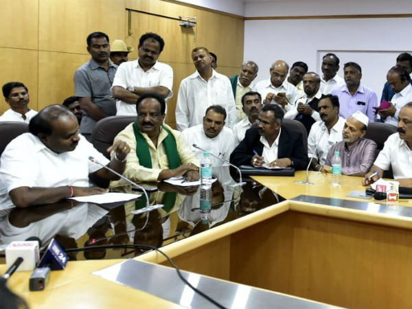 ಕರ್ನಾಟಕದ ಎರಡನೇ ರಾಜಧಾನಿ ಎನ್ನುವ ಪದಕ್ಕೆ ಒಂದರ್ಥ ಬರಬಹುದು 