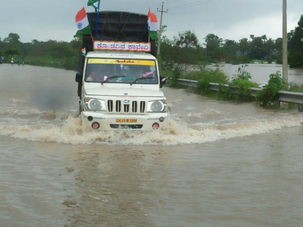 ಅಪಾಯಮಟ್ಟದಲ್ಲಿ ಕಾವೇರಿ ನದಿ