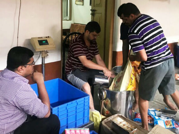 Relief Materials for flood victims of Kerala and Kodagu sent from Mangaluru 