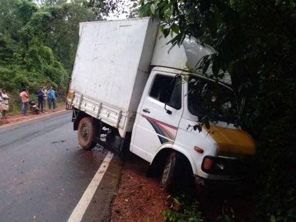 DCIB police team rescue 6 cattles being smuggled