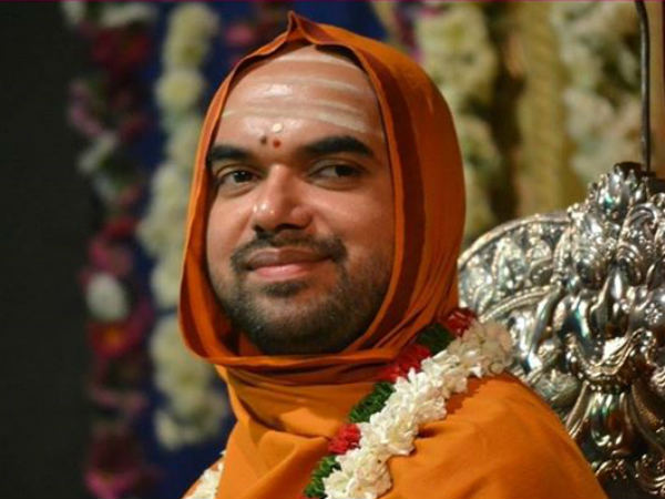 ಹಣ - ಅಧಿಕಾರ - ಪ್ರತಿಷ್ಠೆ ಮುತಾಂಗಿ ಬಯಸದೇ, ಕೇವಲ ಸೇವೆಯ ಸಾಧನ