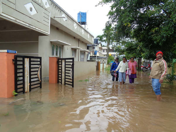 ಬಡಾವಣೆಗಳು ಜಲಾವೃತ