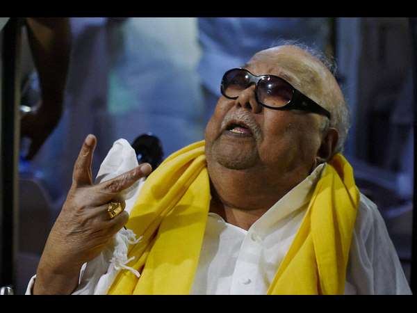 ರಾಜಕೀಯ ಪ್ರವೇಶ