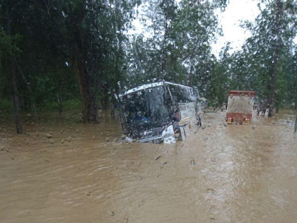 ksrtc cancelled bus services to kerala