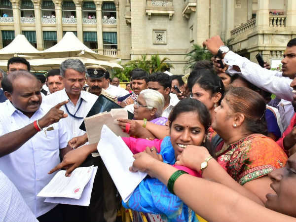 ಬರಪೀಡಿತ ಜಿಲ್ಲೆಗಳಿಗೆ ಭೇಟಿ ನೀಡಿಲ್ಲ