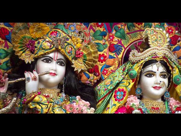 ಚಕ್ರಧಾರಿ, ಶ್ಯಾಮ, ಮಾಧವ...