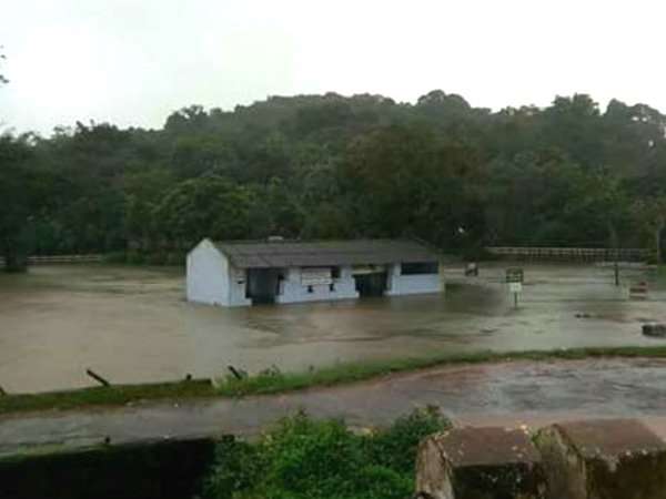ಕೊಡಗಿನ ಪರಿಸ್ಥಿತಿ ಬಗ್ಗೆ ಪ್ರಸ್ತುತ ಮಾಹಿತಿ ಕೊಡಗಿನ ಪರಿಸ್ಥಿತಿ ಬಗ್ಗೆ ಪ್ರಸ್ತುತ ಮಾಹಿತಿ