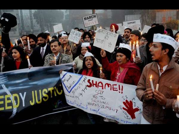 500 ಪುಟಗಳ ದೋಷಾರೋಪ