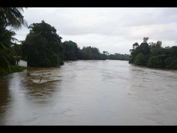 ವಿದ್ಯಾರ್ಥಿಗಳ ಭವಿಷ್ಯ ದುಸ್ತರ 