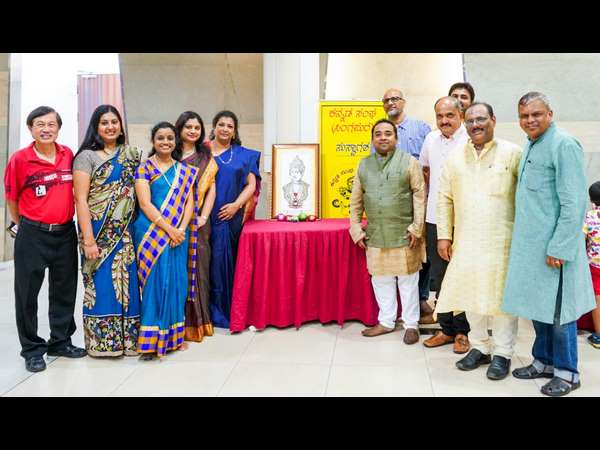 Ricegrain Venkatesh graces Vachananjali 2018 in Singapore