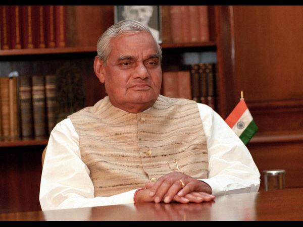 ತುರ್ತುಪರಿಸ್ಥಿತಿಯ ಸಂದರ್ಭದಲ್ಲಿ...