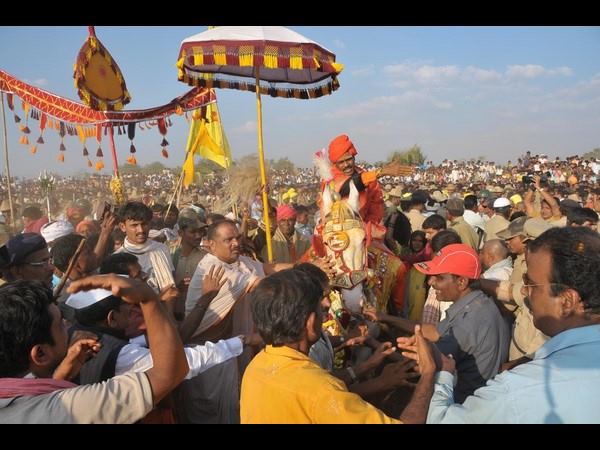 ಹರಳಹಳ್ಳಿಯ ಶ್ರೀ ಆಂಜನೇಯ ಕಾರಣಿಕ ಸಂಭ್ರಮ