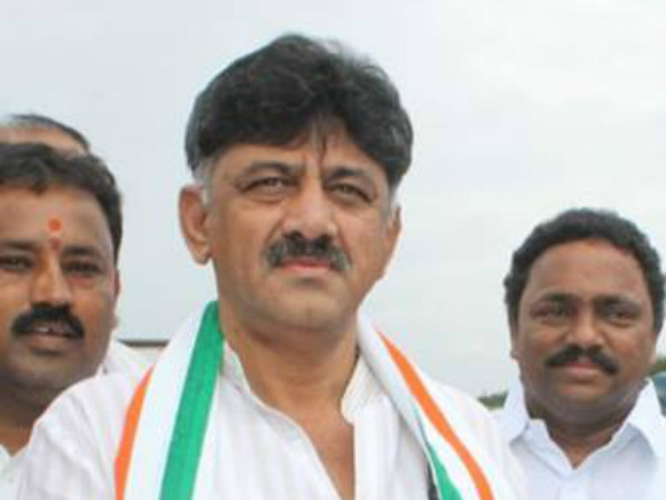 ಡಿಕೆಶಿಯನ್ನು ಸಂಕಷ್ಟಕ್ಕೆ ಸಿಲುಕಿಸಲಾಯಿತು