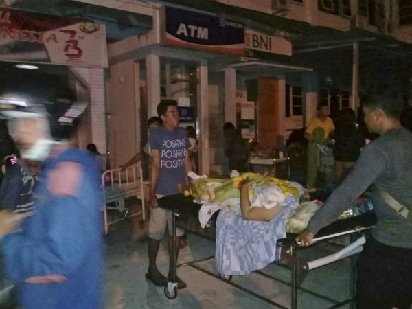 832 killed in Indonesia quake, tsunami