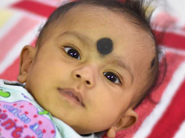 Single Mother Fights Against Society To Save Her Baby Girl Aparajitha Single Mother Fights Against Society To Save Her Baby Girl Aparajitha