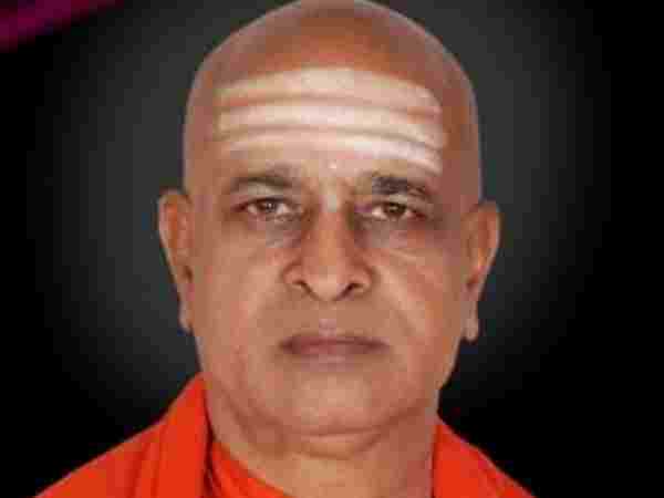 ಸಾಣೇಹಳ್ಳಿಯ ಪಂಡಿತಾರಾಧ್ಯ ಶಿವಾಚಾರ್ಯ ಸ್ವಾಮೀಜಿ 