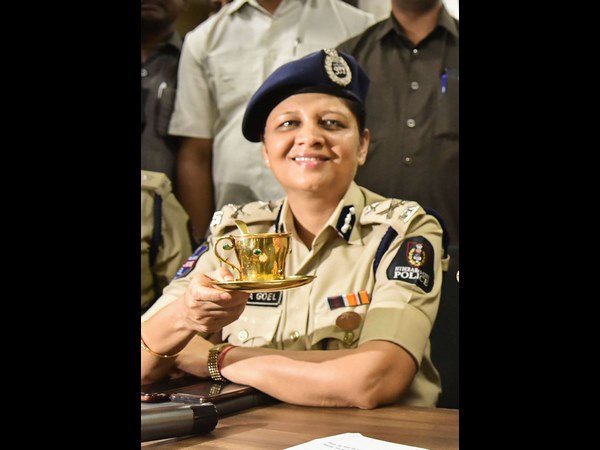 32 ತಂಡಗಳನ್ನು ರಚಿಸಲಾಗಿತ್ತು 32 ತಂಡಗಳನ್ನು ರಚಿಸಲಾಗಿತ್ತು