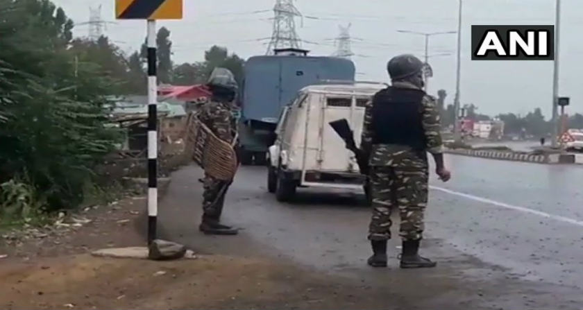 Jammu and Kashmir: security forces killed 3 terrorists in an encounter in Kulgam Jammu and Kashmir: security forces killed 3 terrorists in an encounter in Kulgam