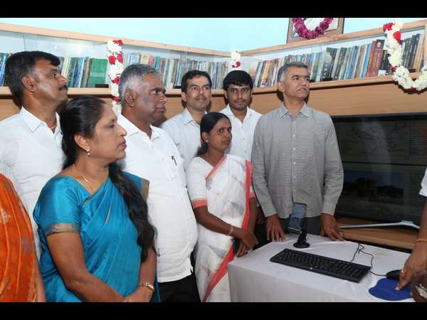 ಬೆಂಗಳೂರು-ಒನ್ ಮಾದರಿಯಲ್ಲಿ ಸೇವಾ ಕೇಂದ್ರ