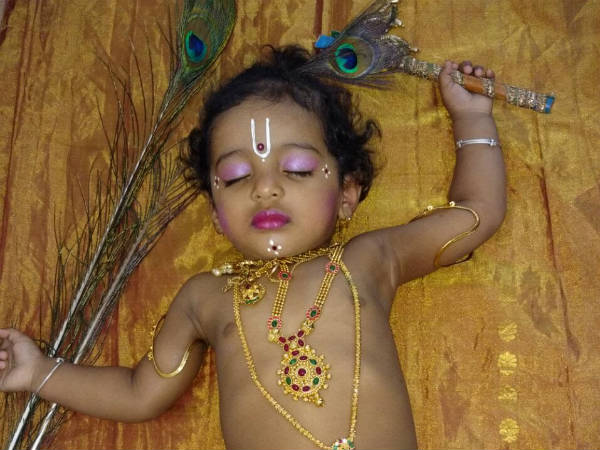 ತೂಗಿರೆ ರಂಗನ, ತೂಗಿರೆ ಕೃಷ್ಣನ ತೂಗಿರೆ ರಂಗನ, ತೂಗಿರೆ ಕೃಷ್ಣನ