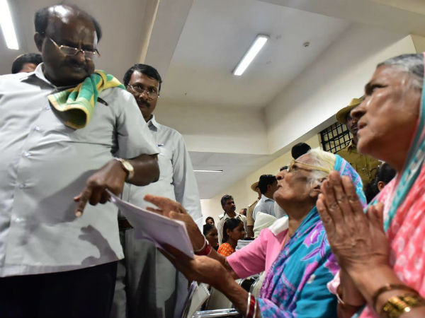 ಚಿಕಿತ್ಸೆಗೆ 5 ಲಕ್ಷ ರೂ ನೆರವು 