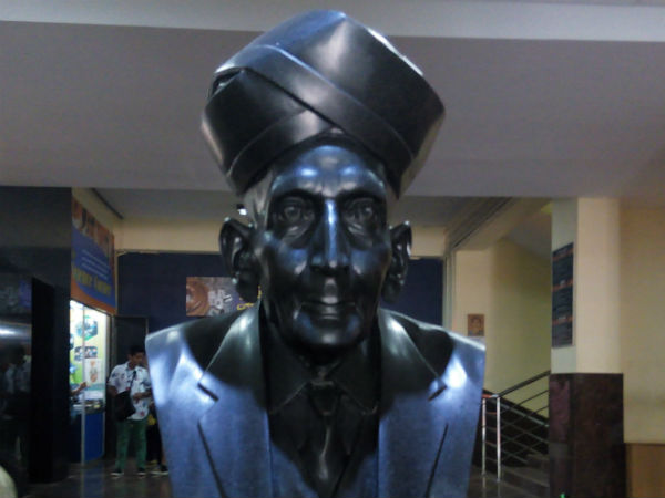 ವಿಶ್ವೇಶ್ವರಯ್ಯ ಅವರ ಕೃತಿಗಳ ಪರಿಚಯ 