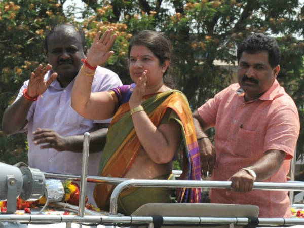  ಅನಿತಾ ಕುಮಾರಸ್ವಾಮಿಯವರನ್ನು ಕಣಕ್ಕಿಳಿಸಲು ಚಿಂತನೆ 