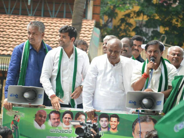 ತಂದೆ-ತಾಯಿ ದೊಡ್ಡಗೌಡರ ಬಳಿ ಲಾಭಿ ಮಾಡಿಲ್ಲ