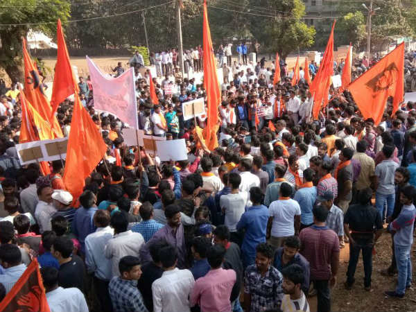 ಜನರ ಸಿಂಪತಿ ಪಡೆಯಲು ನಾಟಕ