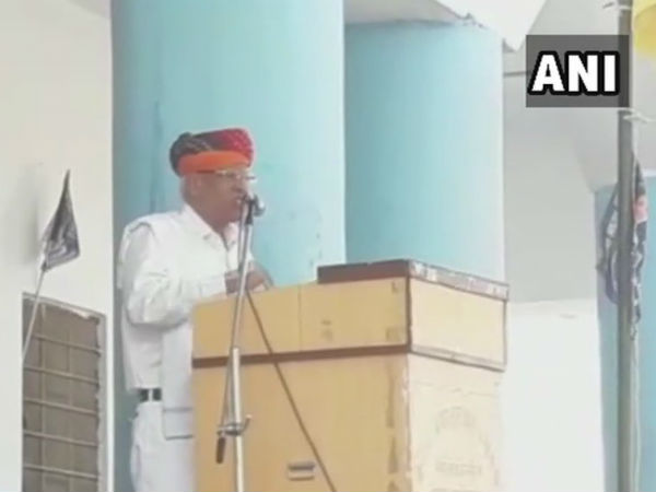 ಇನ್ನೂ ನೂರು ವರ್ಷ ಆಳಬೇಕಿತ್ತು!