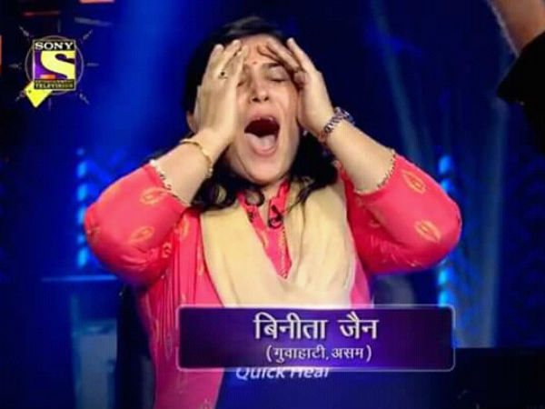 ಮಕ್ಕಳೊಂದಿಗೆ ಪದವಿ ಪಡೆದ ತಾಯಿ ಮಕ್ಕಳೊಂದಿಗೆ ಪದವಿ ಪಡೆದ ತಾಯಿ