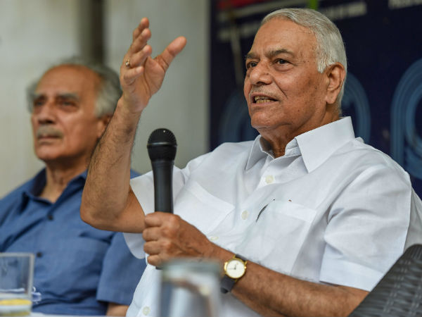 ಮೋದಿ ವಿರುದ್ಧ ಯಶವಂತ ಸಿನ್ಹಾ ದೂರು